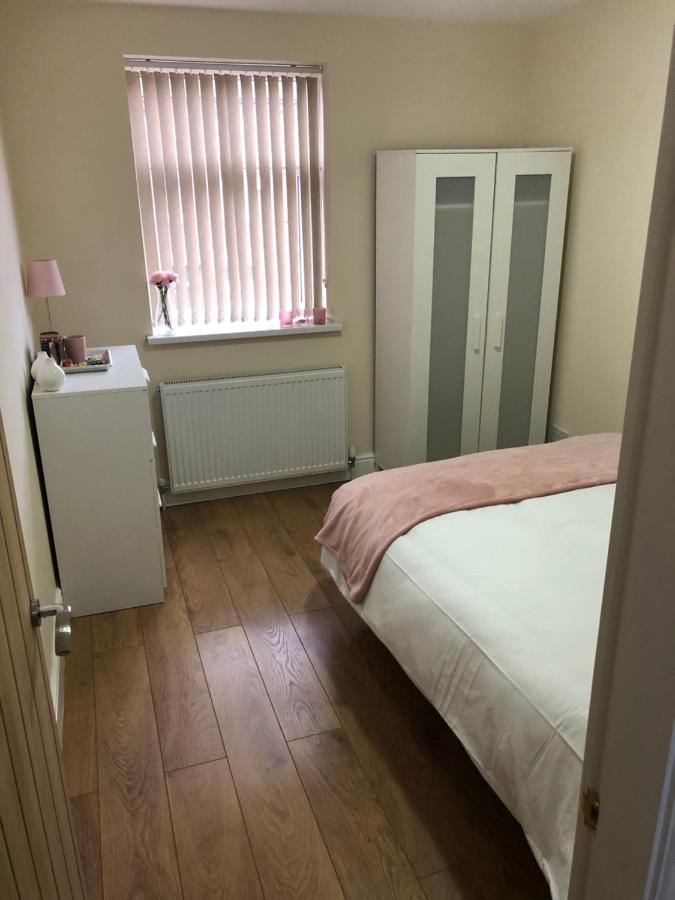 Big Room Rusholme With Tv And Private Bathroom-Parking&Wifi Μάντσεστερ Εξωτερικό φωτογραφία