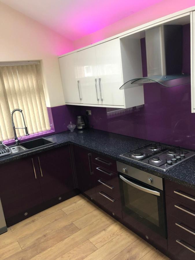 Big Room Rusholme With Tv And Private Bathroom-Parking&Wifi Μάντσεστερ Εξωτερικό φωτογραφία