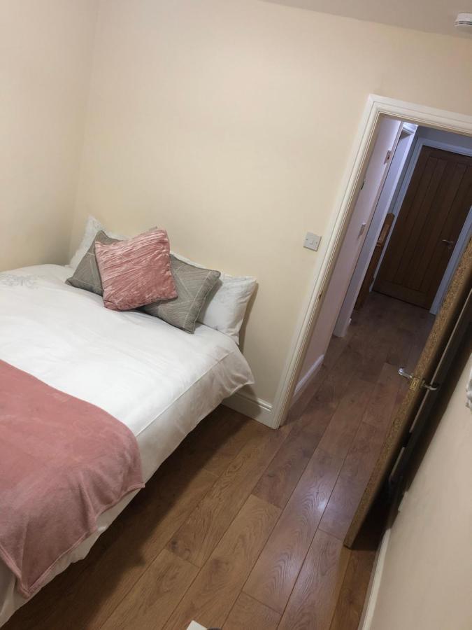 Big Room Rusholme With Tv And Private Bathroom-Parking&Wifi Μάντσεστερ Εξωτερικό φωτογραφία