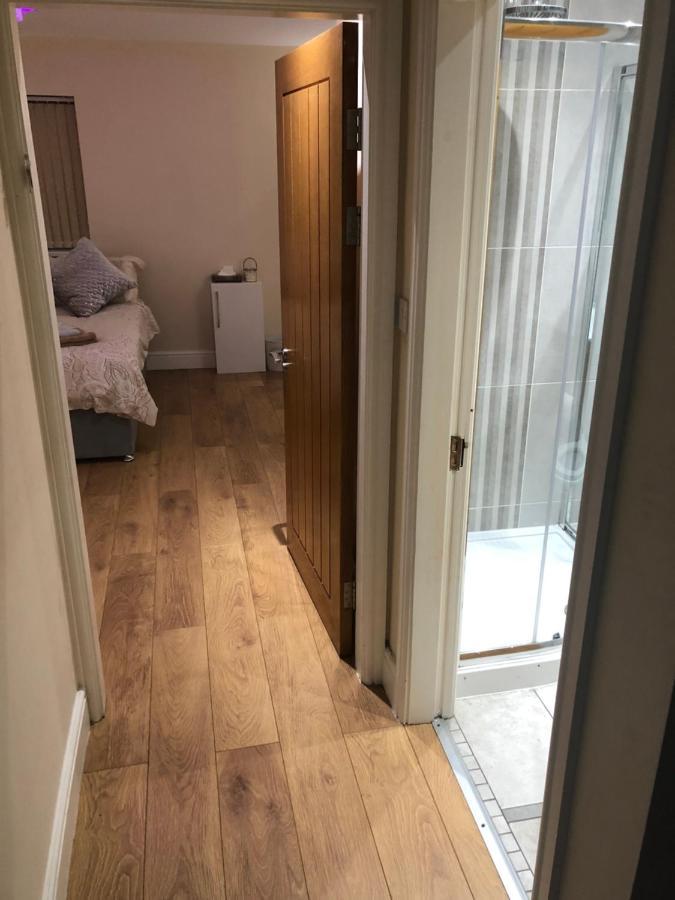 Big Room Rusholme With Tv And Private Bathroom-Parking&Wifi Μάντσεστερ Εξωτερικό φωτογραφία