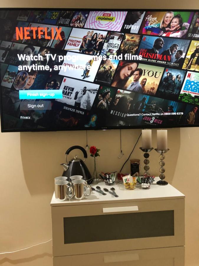 Big Room Rusholme With Tv And Private Bathroom-Parking&Wifi Μάντσεστερ Εξωτερικό φωτογραφία