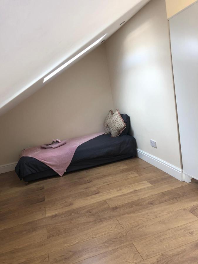 Big Room Rusholme With Tv And Private Bathroom-Parking&Wifi Μάντσεστερ Εξωτερικό φωτογραφία