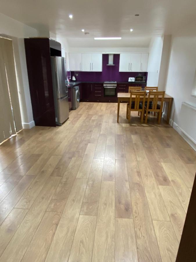 Big Room Rusholme With Tv And Private Bathroom-Parking&Wifi Μάντσεστερ Εξωτερικό φωτογραφία