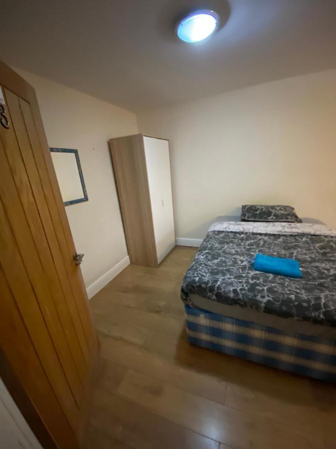 Big Room Rusholme With Tv And Private Bathroom-Parking&Wifi Μάντσεστερ Εξωτερικό φωτογραφία